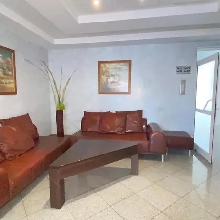 Bratanov Plaza Apartamento