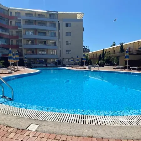 Apartament Bratanov Plaza *