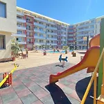 Bratanov Plaza * Sluneční pobřeží
