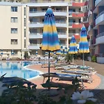 Appartamento Bratanov Plaza