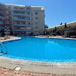 Апартамент Bratanov Plaza *