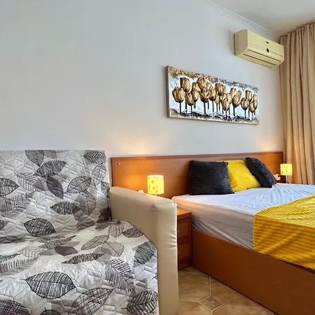 Apartamento Bratanov Plaza *