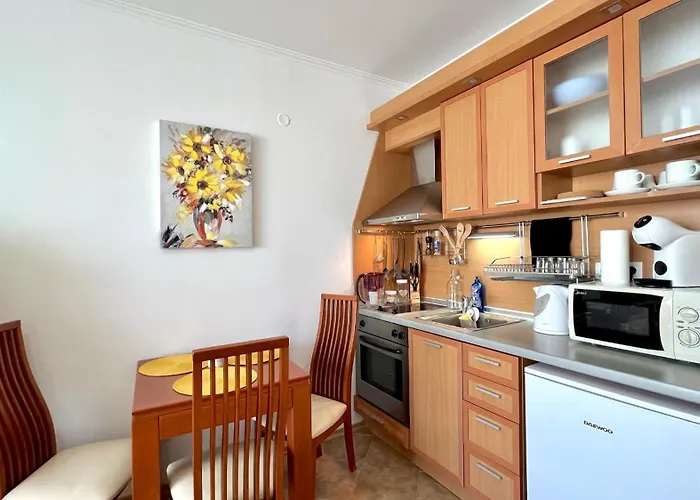 Bratanov Plaza Apartamento